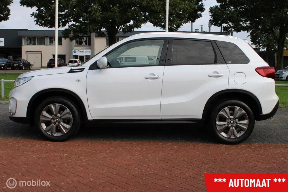 Suzuki Vitara 1.0 Boosterjet Select Automaat uit 2019, foto 3