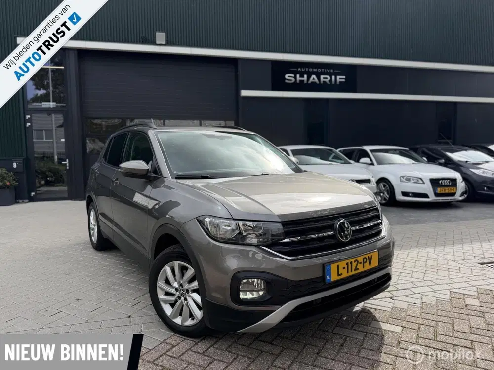 Volkswagen T-Cross 1.0 TSI Style Business R uit 2021, foto 2