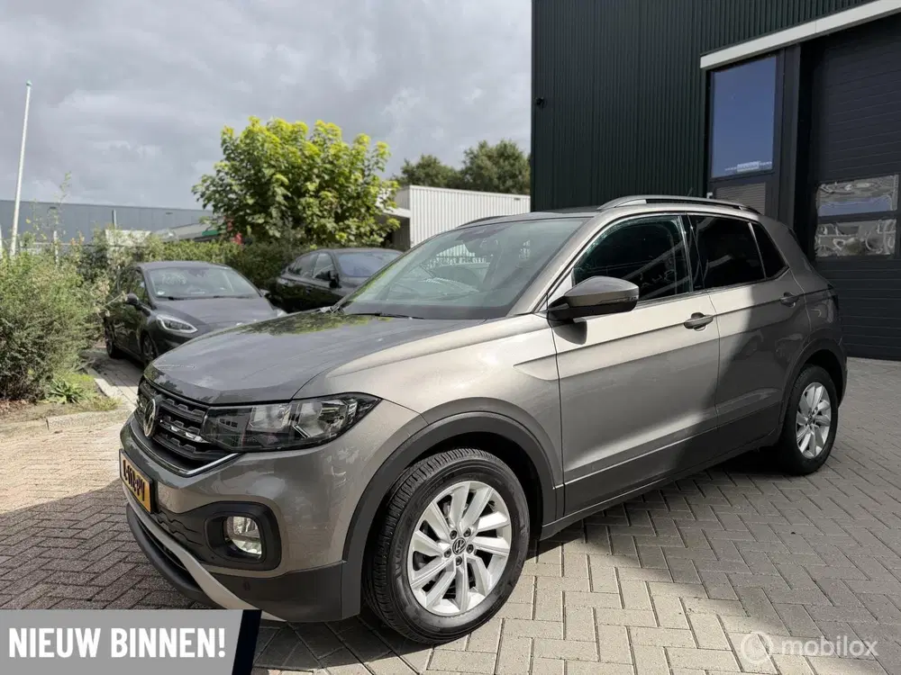 Volkswagen T-Cross 1.0 TSI Style Business R uit 2021, foto 4