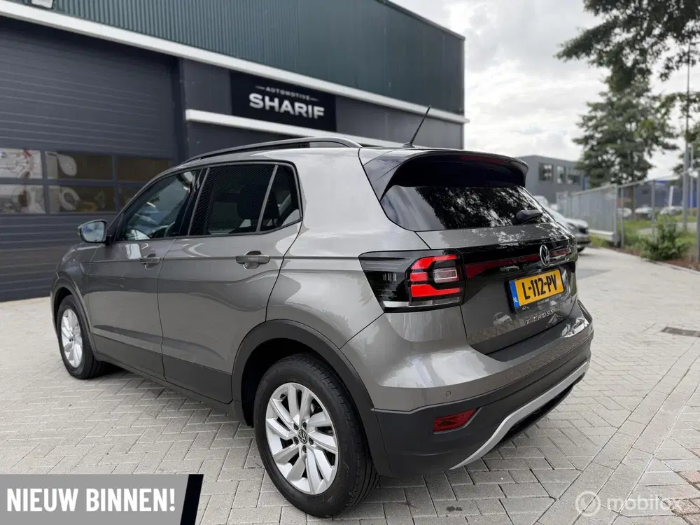 Volkswagen T-Cross 1.0 TSI Style Business R uit 2021, foto 6