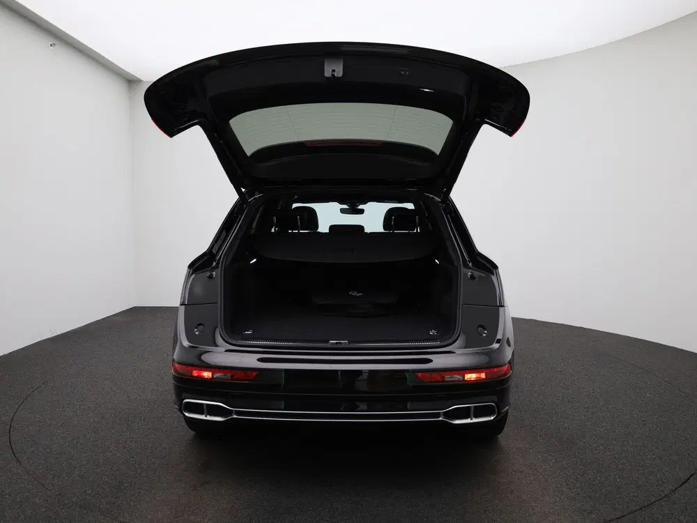Audi Q5 55 TFSI e quattro Competition uit 2021, foto 11