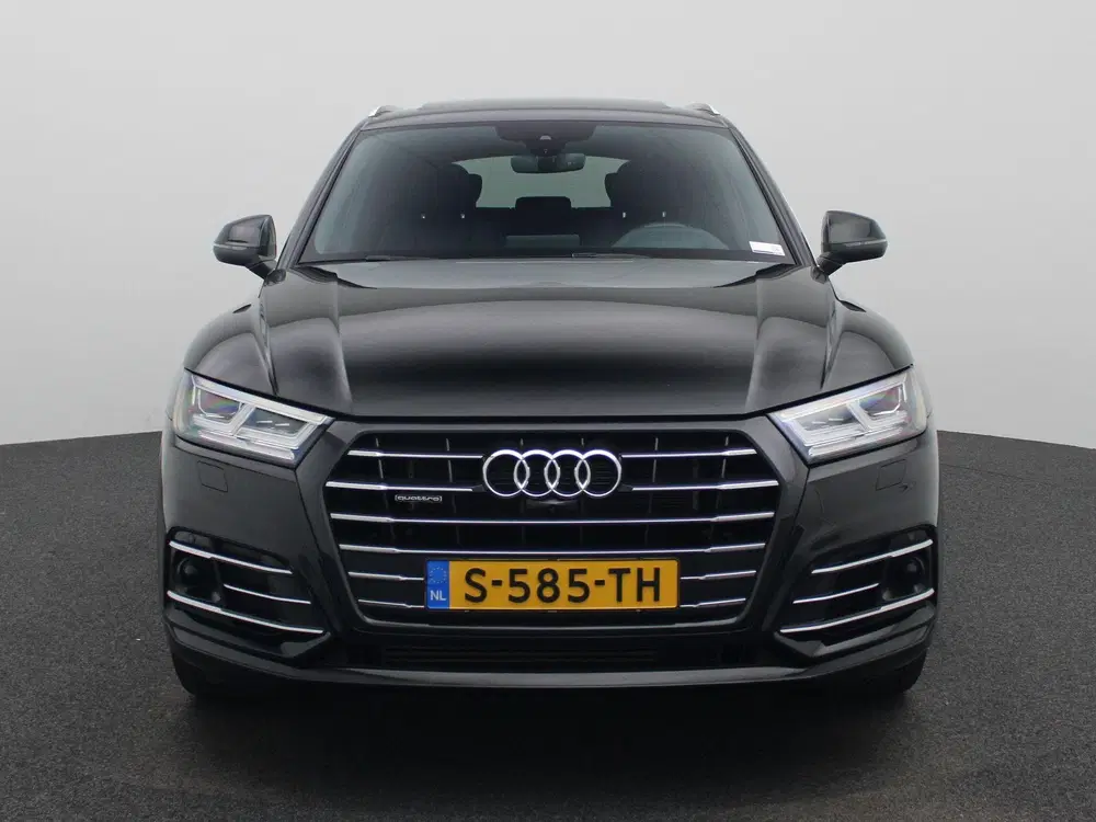 Audi Q5 55 TFSI e quattro Competition uit 2021, foto 3