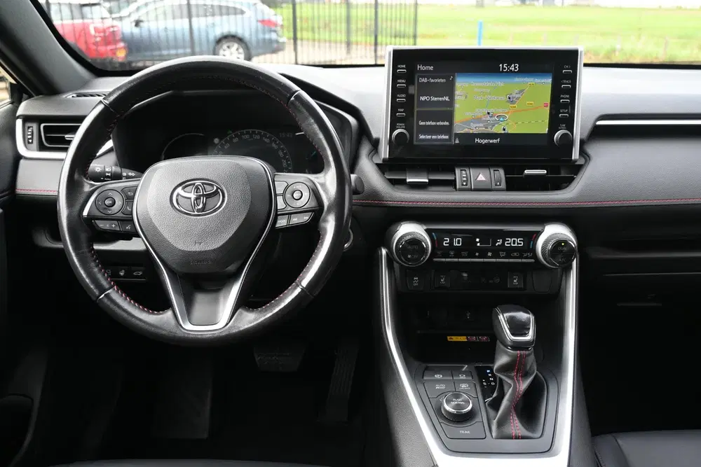 Toyota RAV 4 2.5 Plug-in Hybrid AWD Dynamic uit 2022, foto 14