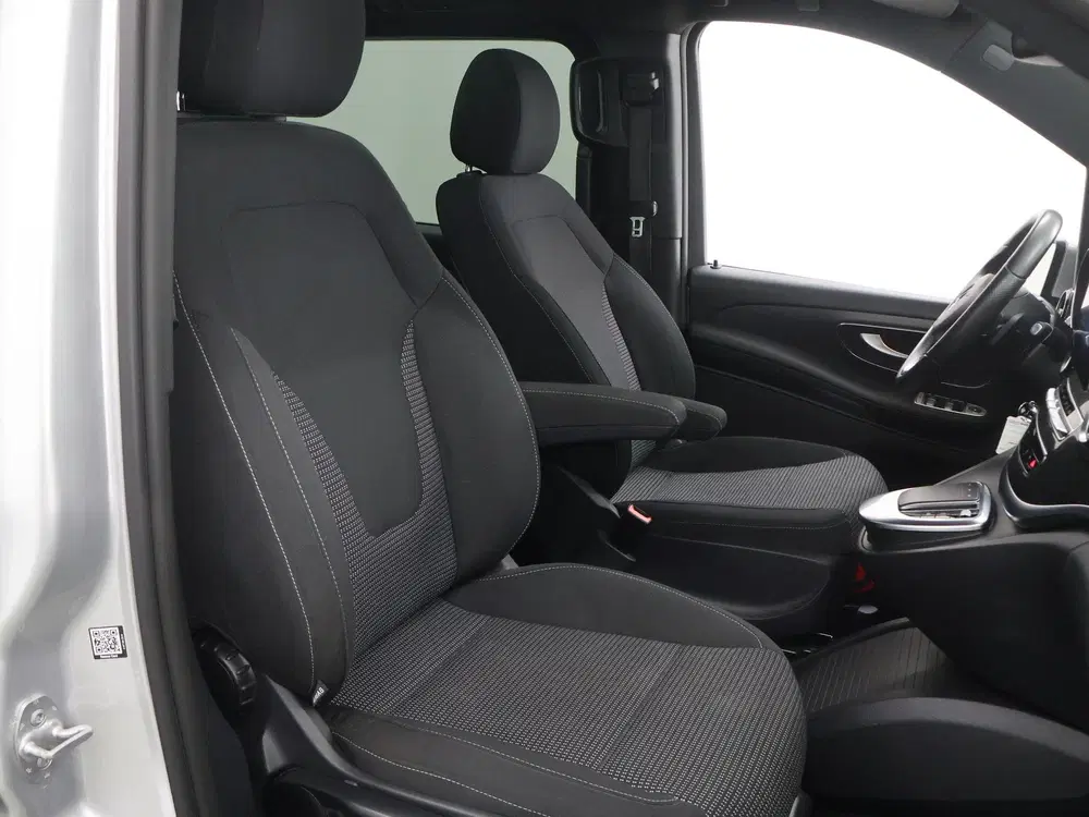 Mercedes-Benz EQV 300 L2 90 kWh uit 2021, foto 10