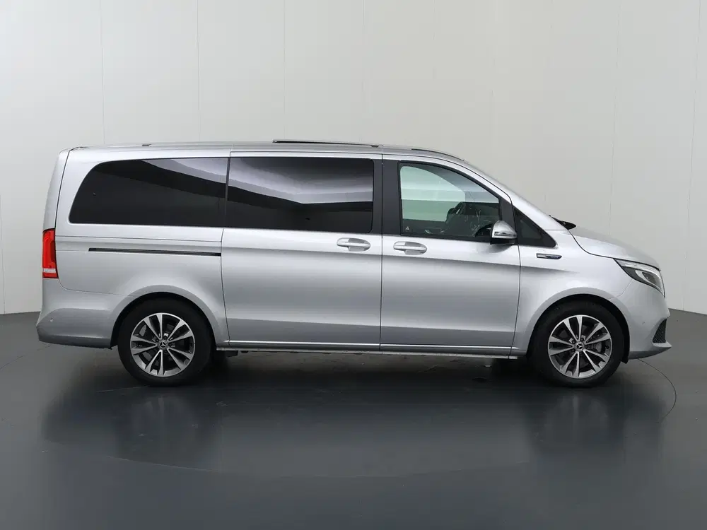 Mercedes-Benz EQV 300 L2 90 kWh uit 2021, foto 6
