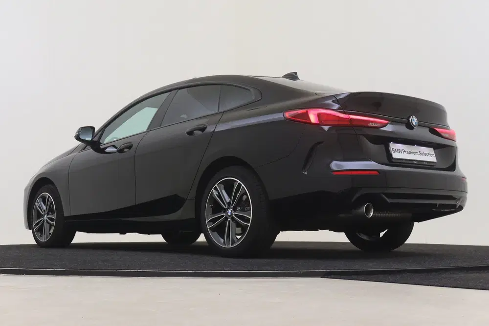 BMW 2-serie Coupé 218i High Executive Sport Line Autom uit 2023, foto 11