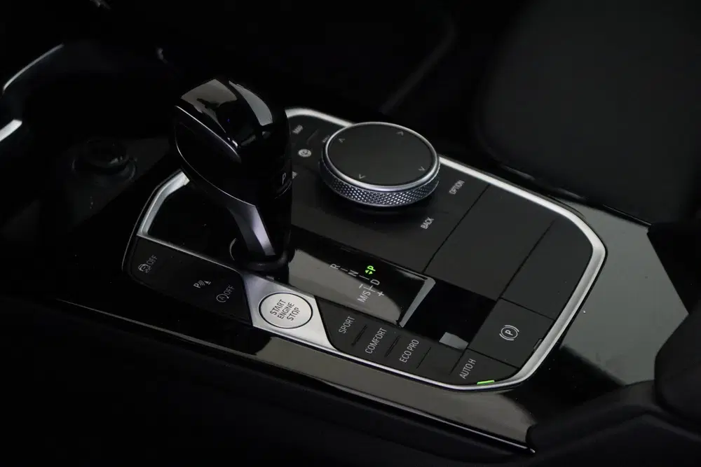 BMW 2-serie Coupé 218i High Executive Sport Line Autom uit 2023, foto 6