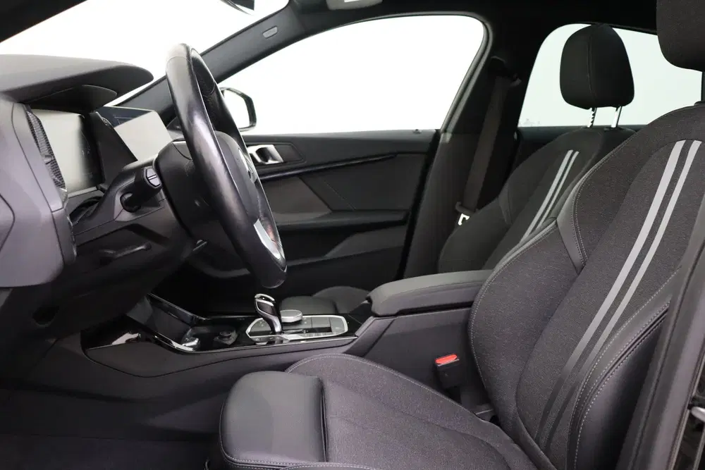 BMW 2-serie Coupé 218i High Executive Sport Line Autom uit 2023, foto 9