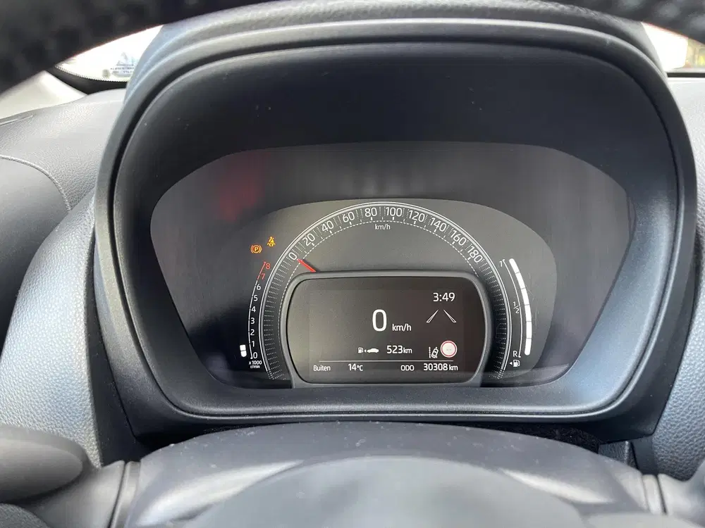 Toyota Aygo X 1.0 VVT-i MT Play uit 2024, foto 13
