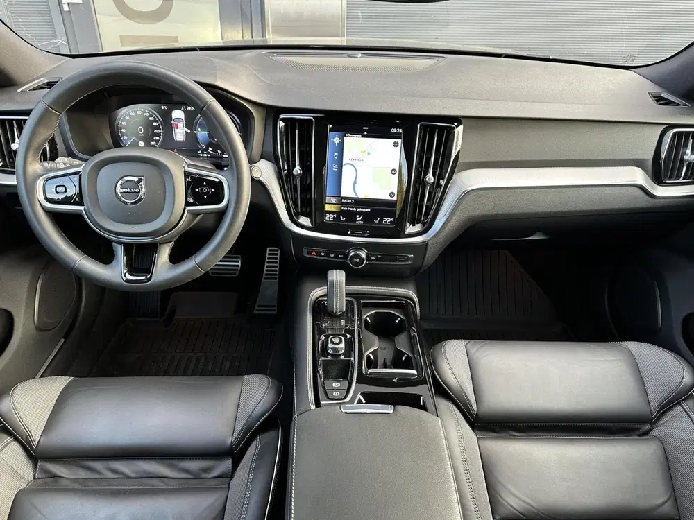 Volvo V60 2.0 T8 AWD R-Design 455PK Long Range Trekh uit 2022, foto 10