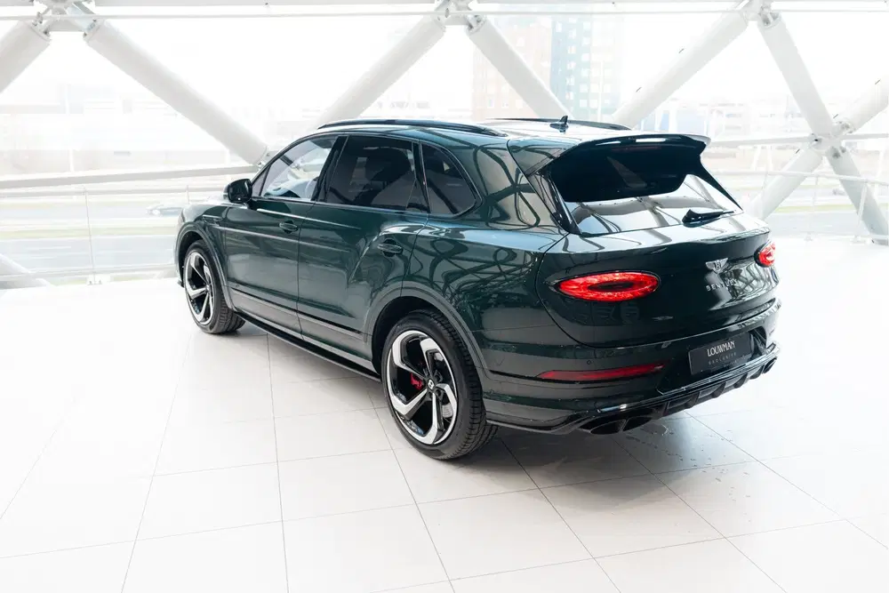 Bentley Bentayga uit 2023, foto 7