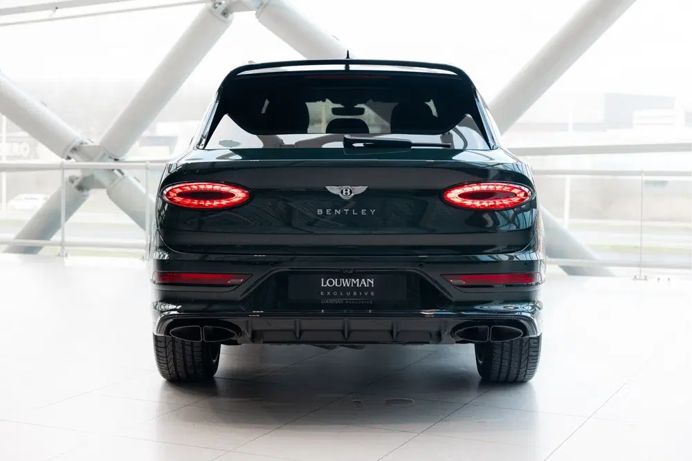 Bentley Bentayga uit 2023, foto 8