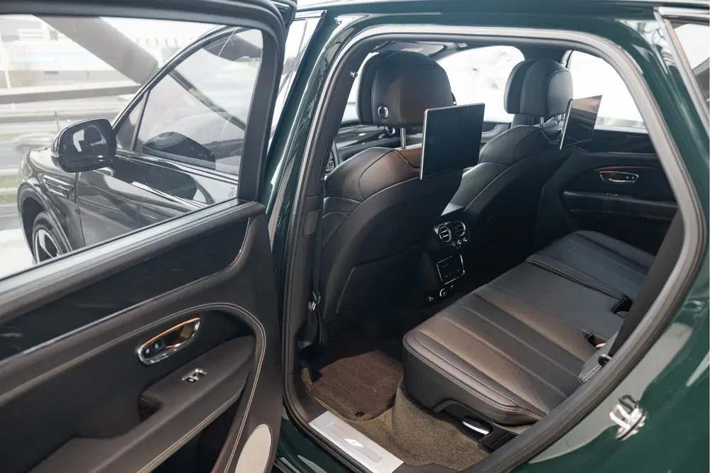Bentley Bentayga uit 2023, foto 9