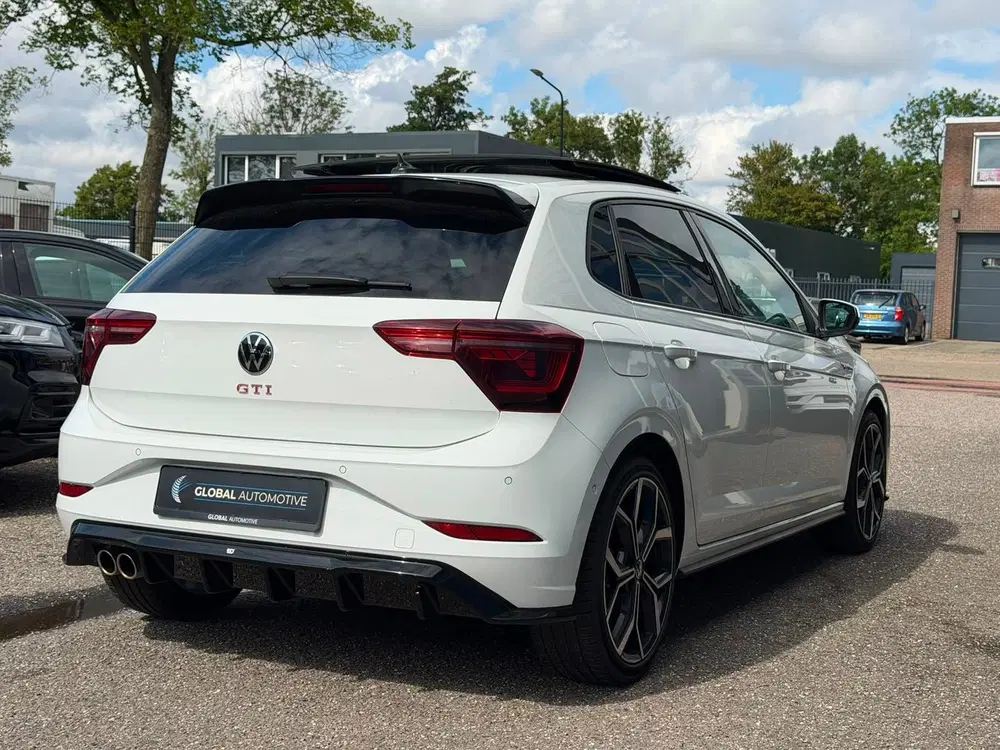Volkswagen Polo 2.0 TSI GTI uit 2022, foto 2