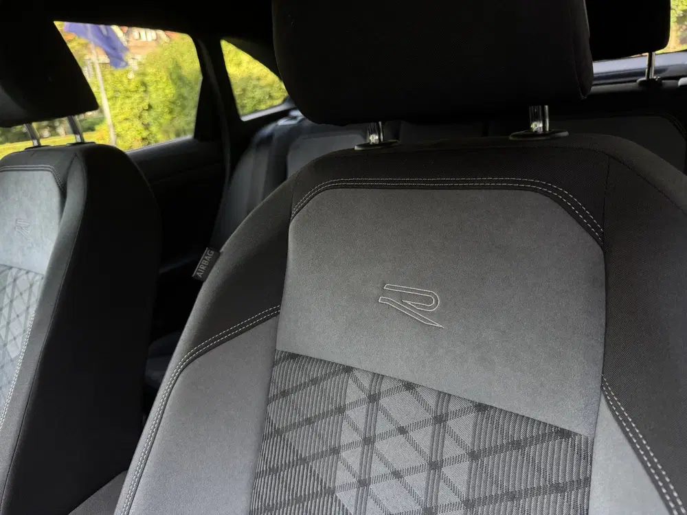 Volkswagen Taigo 1.0 TSI R-Line uit 2026, foto 14