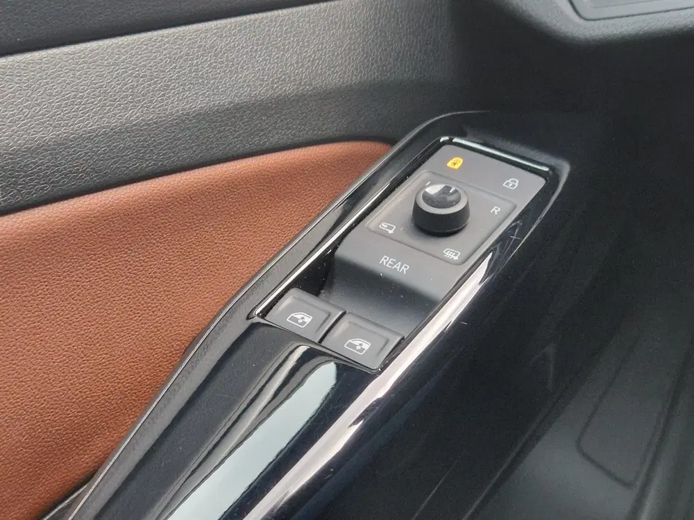 Volkswagen ID.4 First 77 kWh SOH 90% STUUR uit 2020, foto 12
