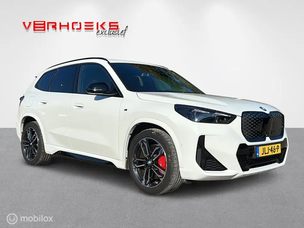 BMW iX1 eDrive20 67 kWh M Sport Edition uit 2025, foto 3