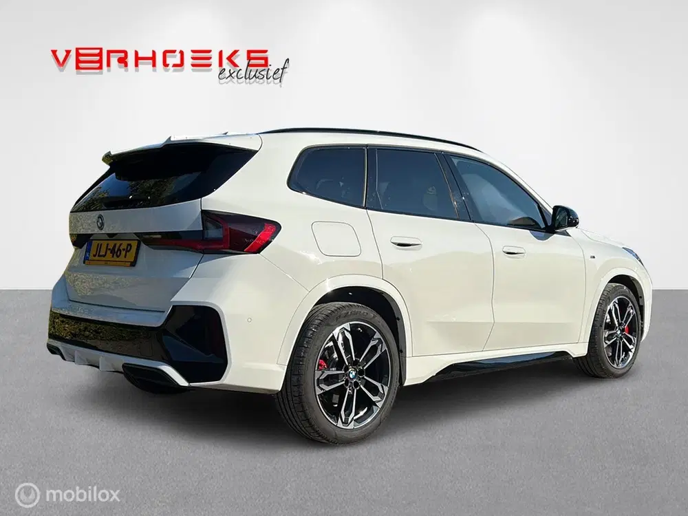 BMW iX1 eDrive20 67 kWh M Sport Edition uit 2025, foto 4