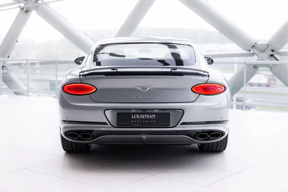 Bentley Continental GT V8 uit 2022, foto 7