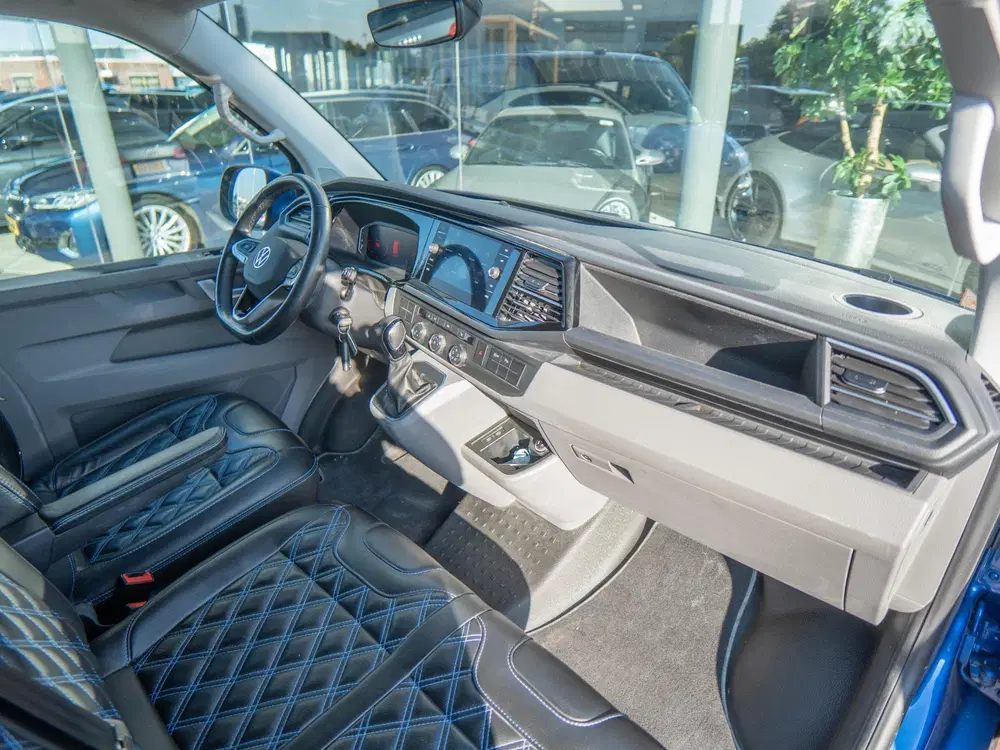 Volkswagen Transporter 2.0 TDI L2H1 32 Bulli uit 2024, foto 3