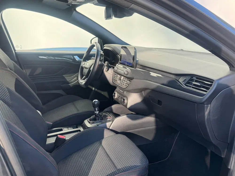 Ford Focus EcoBoost Hybrid ST Line Business uit 2021, foto 8
