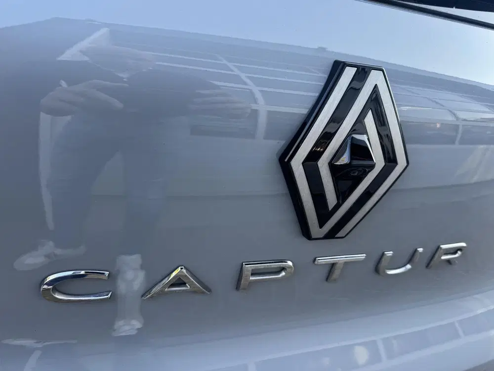 Renault Captur 1.8 E-Tech full hybrid 160 techno uit 2025, foto 7