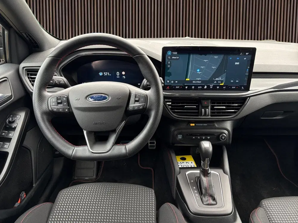 Ford Focus 1.0 EcoBoost Hybrid ST Line X uit 2024, foto 15