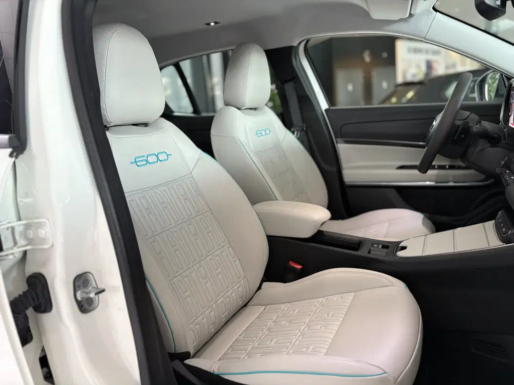 Fiat 600 1.2 Hybrid la prima Achteruitrijcamera uit 2025, foto 15