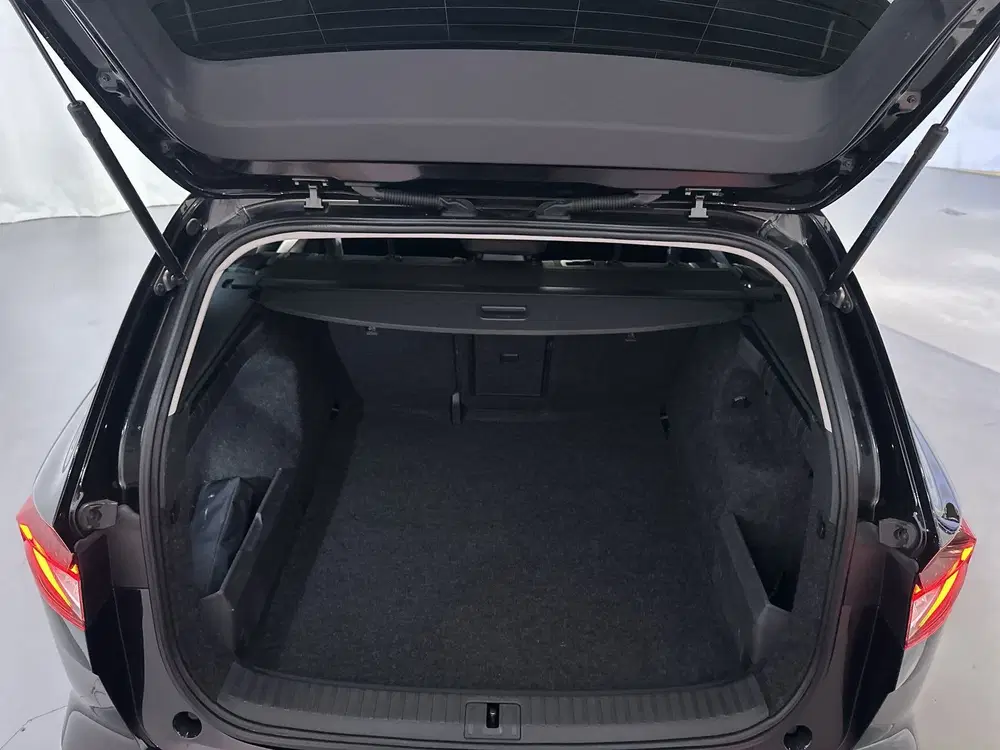 Skoda Enyaq 80 Camera Sfeerverlichting Navigatie App-C uit 2021, foto 11