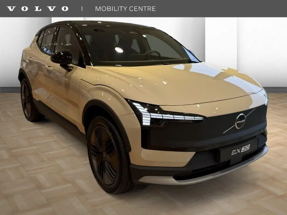 Volvo EX30 P5 Plus Europa Extended Range uit 2026, foto 3
