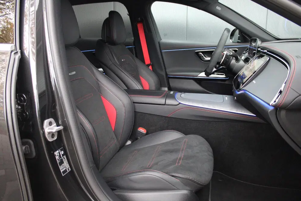 Mercedes-Benz E-Klasse 53 AMG 4MATIC+ uit 2025, foto 11