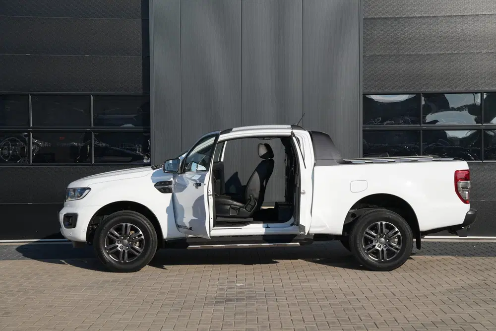 Ford Ranger 2.0 EcoBlue Wildtrak Supercab 213pk 3.5t T uit 2023, foto 9