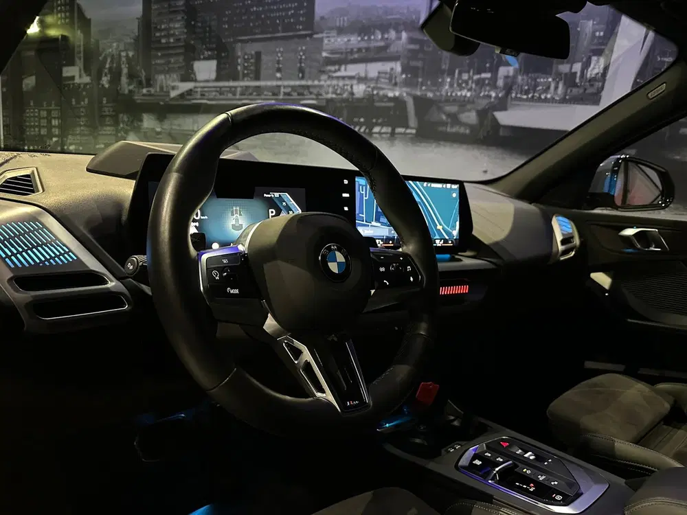 BMW 1-serie 120 M Sport Design Edition *HUD*360camera* uit 2024, foto 15