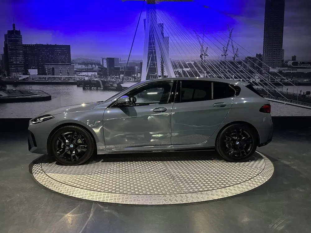 BMW 1-serie 120 M Sport Design Edition *HUD*360camera* uit 2024, foto 8