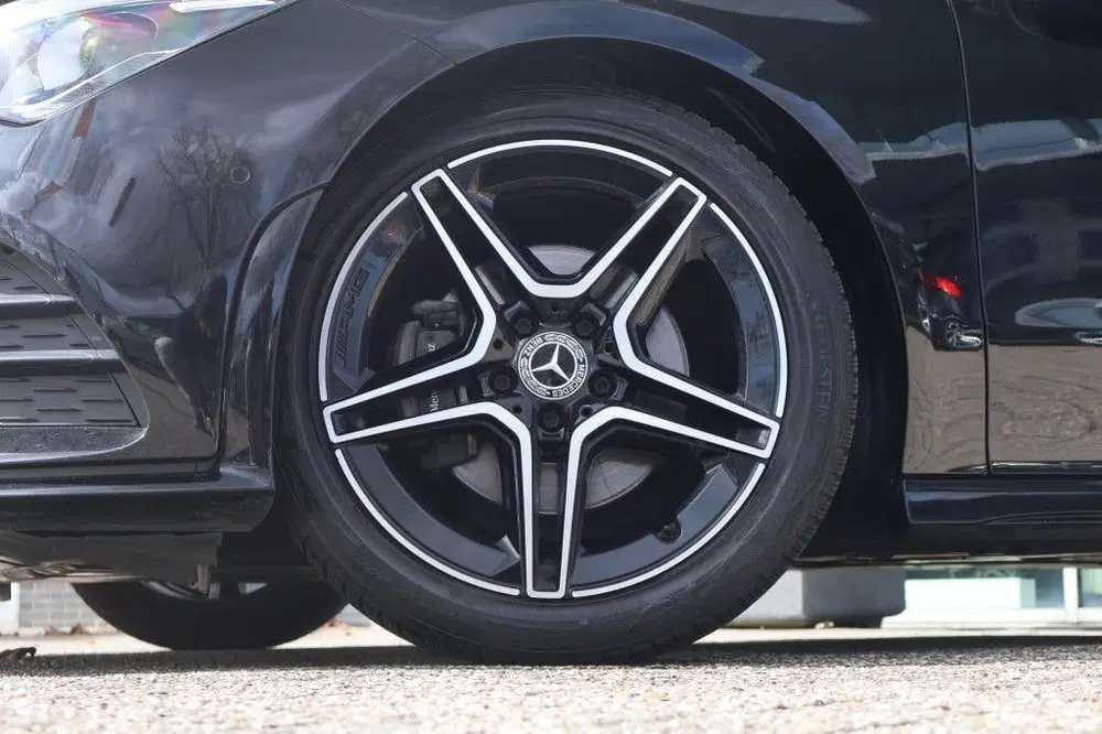 Mercedes-Benz CLA MERCEDES CLA Shooting Brake 180 136pk 7G-D uit 2022, foto 5