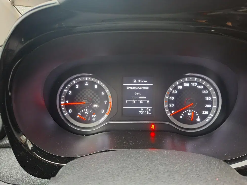 Hyundai i10 1.0 Comfort Airco Lane Asist Car play uit 2021, foto 14