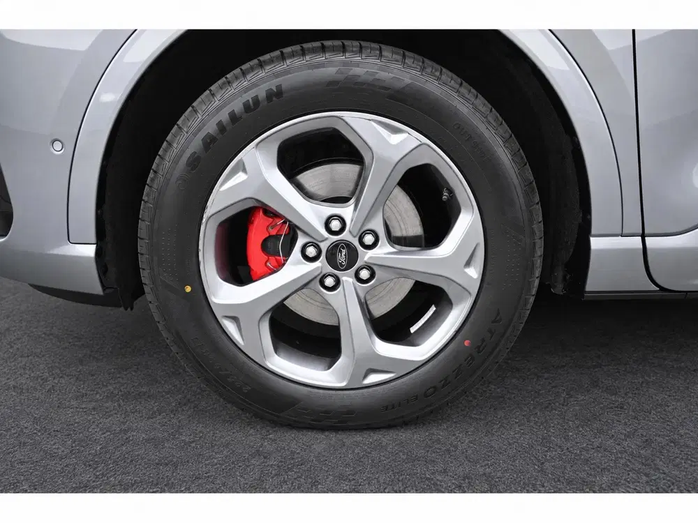 Ford Kuga 2.5 PHEV ST-Line X uit 2025, foto 8