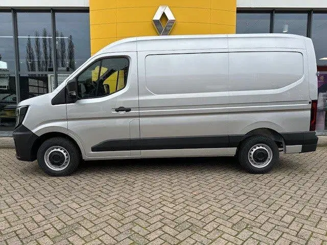 Renault Master Nieuw model T35 2.0 dCi 130 L2H2 Advance uit 2024, foto 2