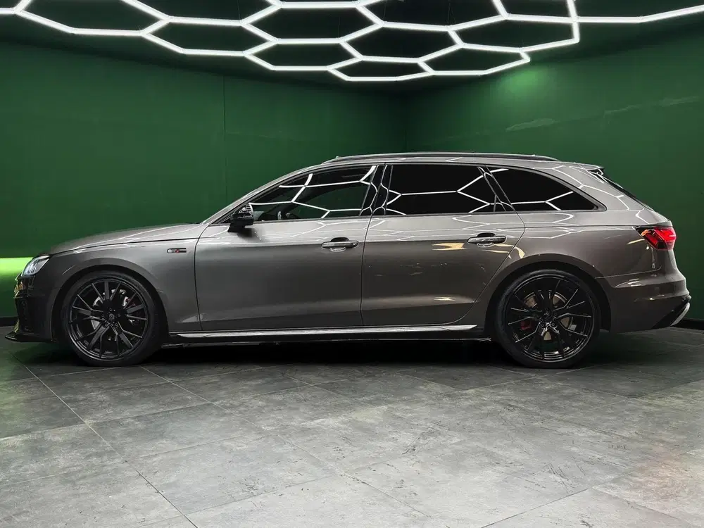 Audi A4 40 TFSI S-Line Camera uit 2019, foto 5