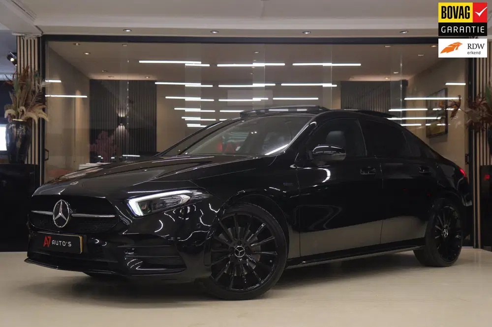 Mercedes-Benz A-Klasse 250 e Premium Plus AMG NIGHT PAKKET P uit 2020