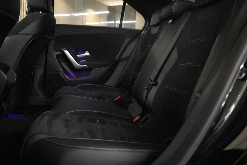 Mercedes-Benz A-Klasse 250 e Premium Plus AMG NIGHT PAKKET P uit 2020, foto 12