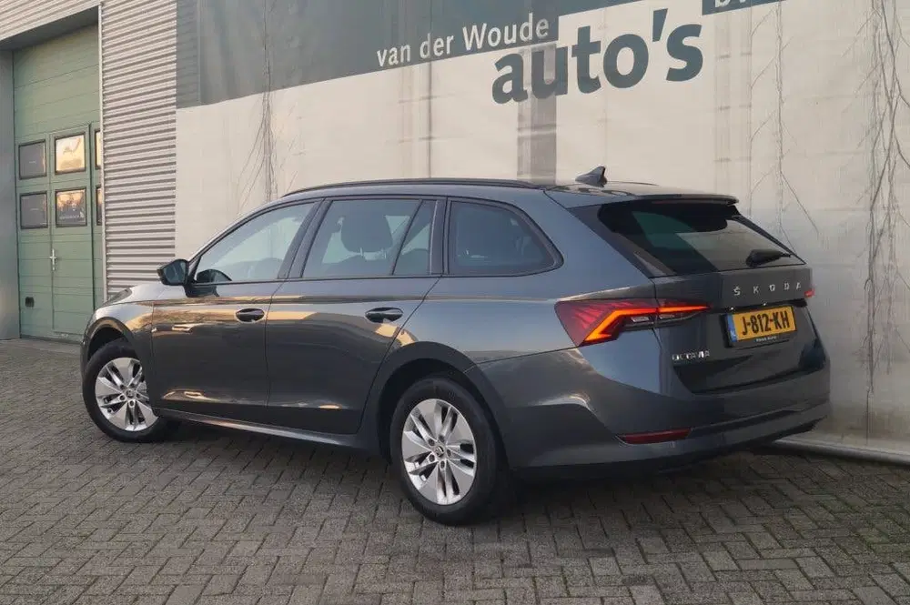 Skoda Octavia Combi 1.0 TSI 110pk Business Edition -NAVI uit 2020, foto 6