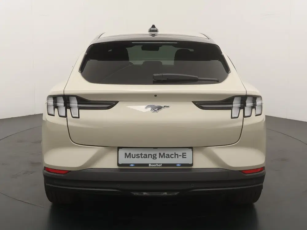 Ford Mustang Mach-E Extended Premium RWD 88 kWh uit 2026, foto 4