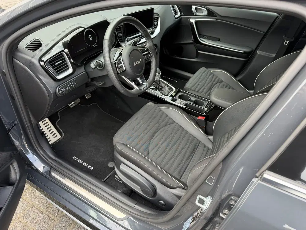 Kia ProCeed 1.5 T-GDi GT-Line Automaat uit 2024, foto 3