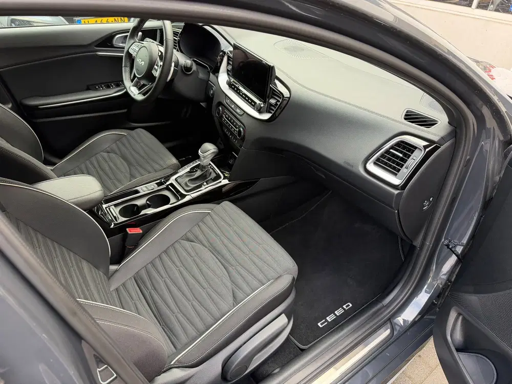 Kia ProCeed 1.5 T-GDi GT-Line Automaat uit 2024, foto 4