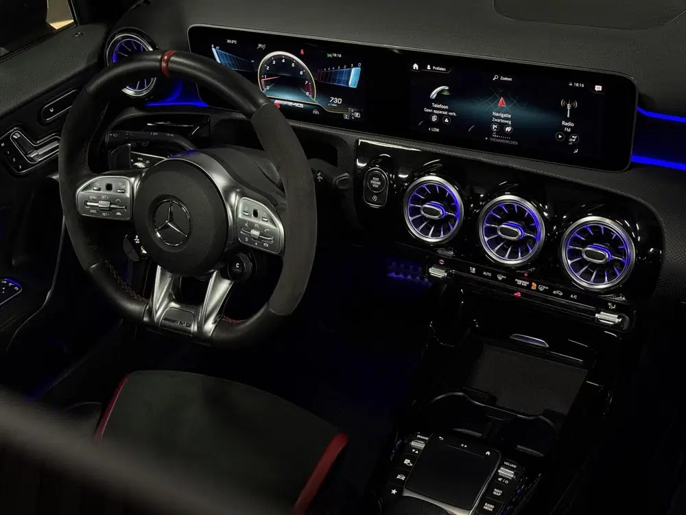 Mercedes-Benz A-Klasse Mercedes A-klasse AMG 45 S 4MATIC+ uit 2020, foto 3