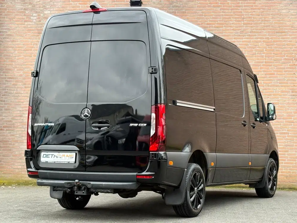 Mercedes-Benz Sprinter 319CDI 3.0V6 190PK L2H2 uit 2021, foto 4