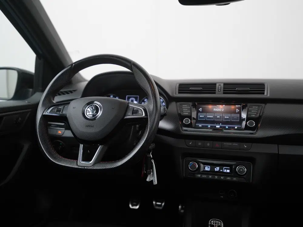 Skoda Fabia 1.0 TSI Monte Carlo uit 2019, foto 5
