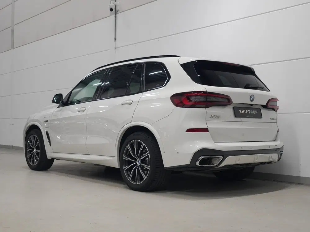BMW X5 xDrive45e M-Sport uit 2022, foto 7