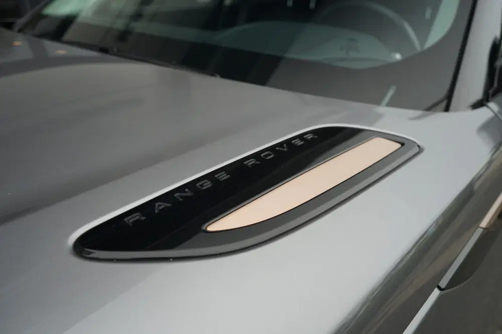 Land Rover Range Rover Velar 2.0 P300 Turbo AWD R-Dynamic SE uit 2020, foto 13